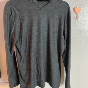 men’s long sleeve